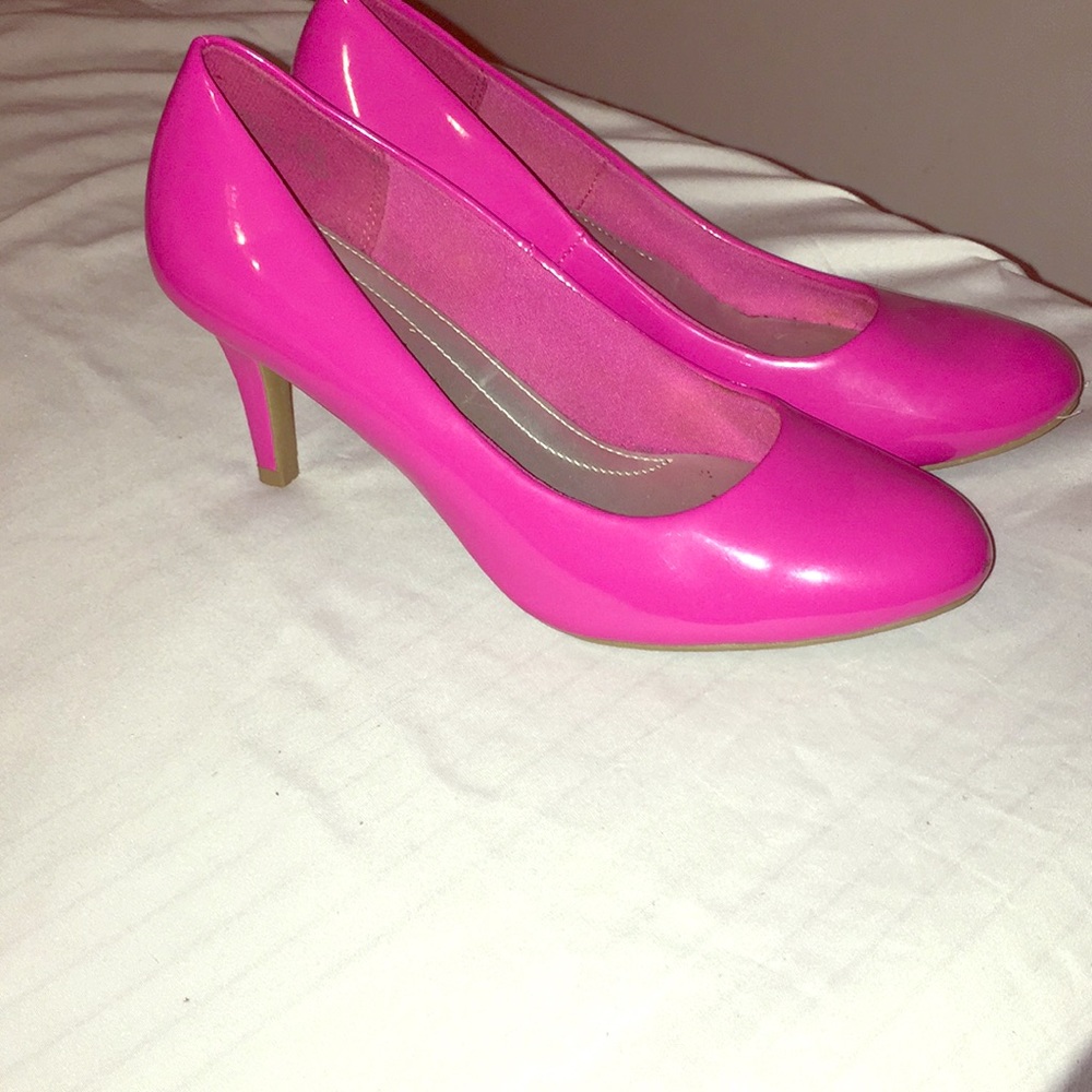 Pink heels